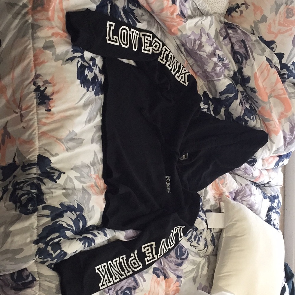 Love Pink Cropped Hoodie Never Worn